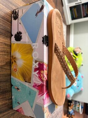 Roxy Tan Braided-Strap Flip Flop